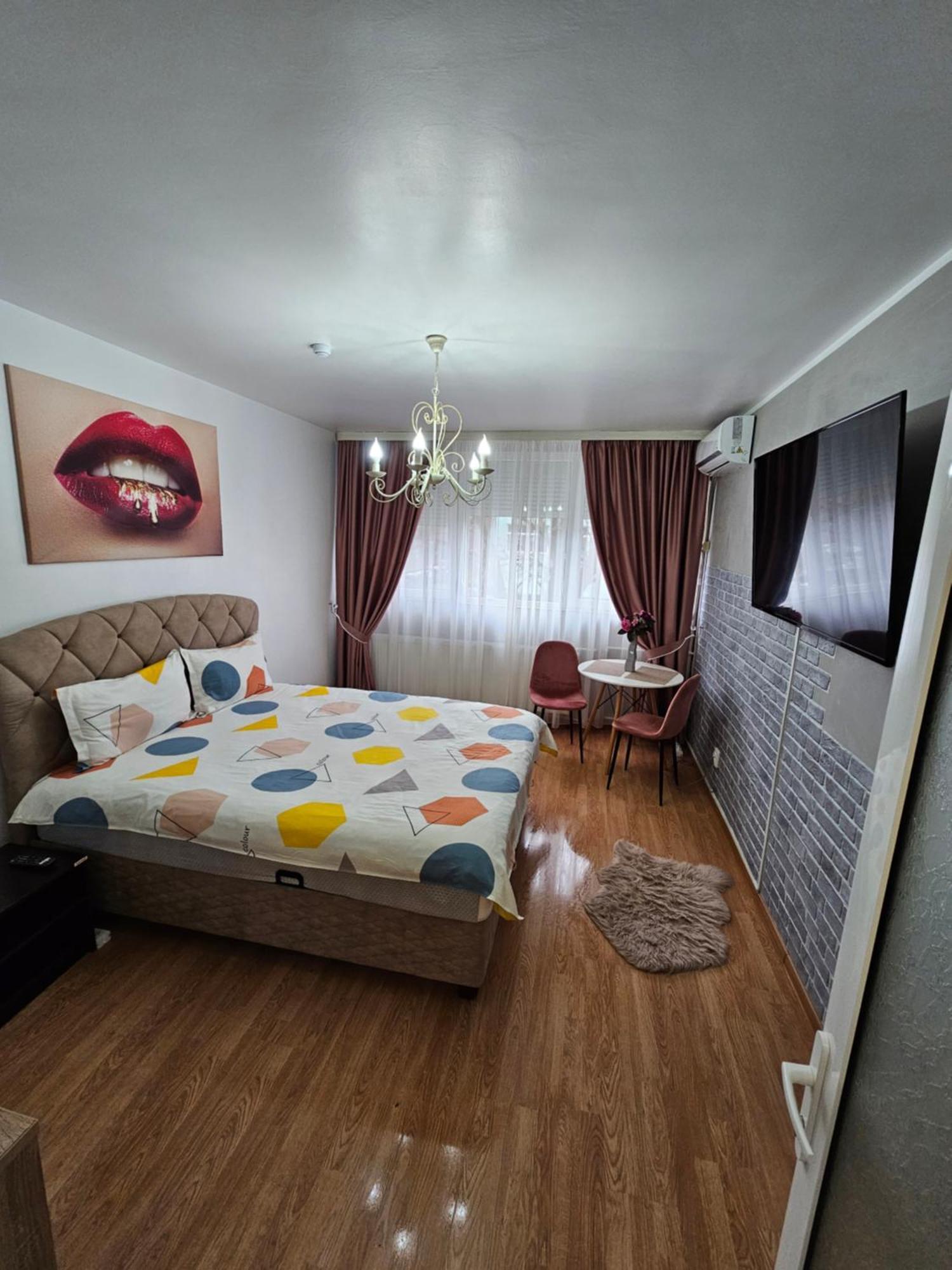 Chic Apartment- Place To Remember Galaţi Habitación foto
